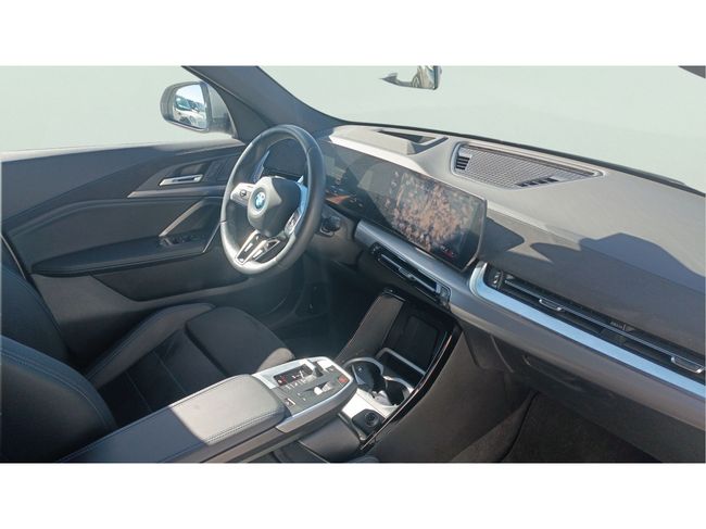 BMW iX2 eDrive20 150 kW (204 CV)