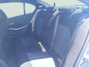 BMW Serie 3 330e 215 kW (292 CV)  - Foto 9