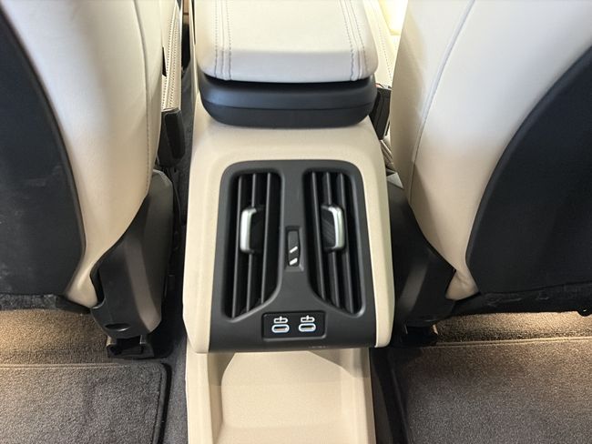 BMW iX2 eDrive20 150 kW (204 CV)