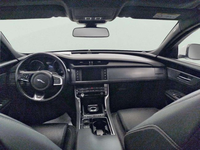 Jaguar XF 2.0D R-Sport Auto 4WD 132 kW (180 CV)