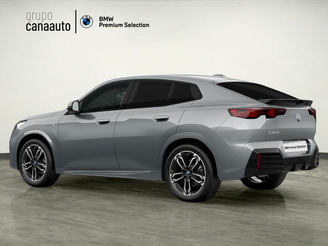 BMW iX2 eDrive20 150 kW (204 CV)
