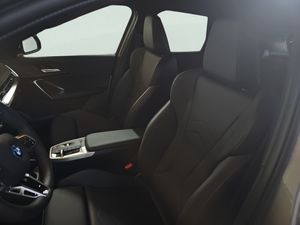 BMW iX1 xDrive30 230 kW (313 CV)  - Foto 17