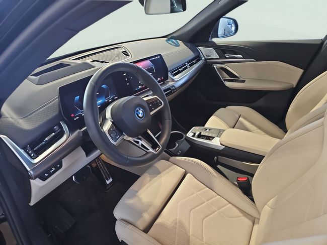 BMW iX2 eDrive20 150 kW (204 CV)