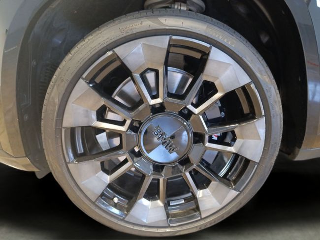 BMW XM 50e 350 kW (476 CV)