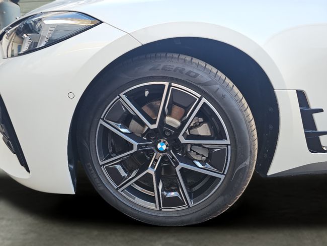 BMW i4 eDrive40 250 kW (340 CV)