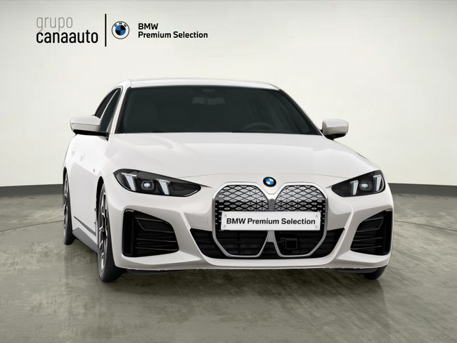 BMW i4 eDrive40 250 kW (340 CV)