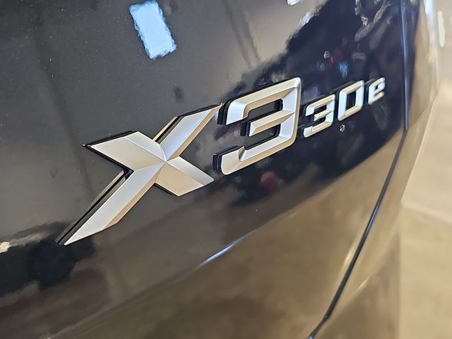BMW X3 xDrive30e 220 kW (299 CV)