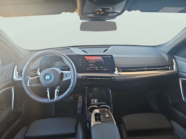 BMW iX2 eDrive20 150 kW (204 CV)
