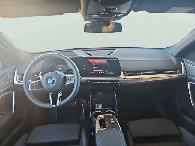 BMW iX2 eDrive20 150 kW (204 CV)