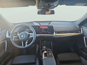 BMW iX2 eDrive20 150 kW (204 CV)  - Foto 7