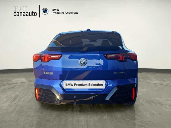 BMW iX2 eDrive20 150 kW (204 CV)