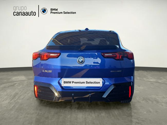 BMW iX2 eDrive20 150 kW (204 CV)