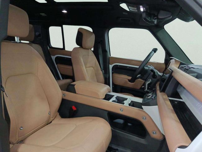 Land-Rover Defender 2.0 300E 110 PHEV X-DYNAMIC SE AUTO 4WD 300 5P