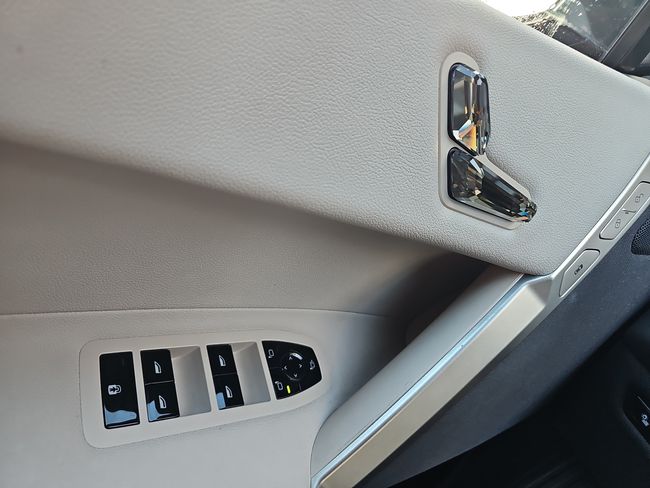 BMW iX xDrive40 240 kW (326 CV)
