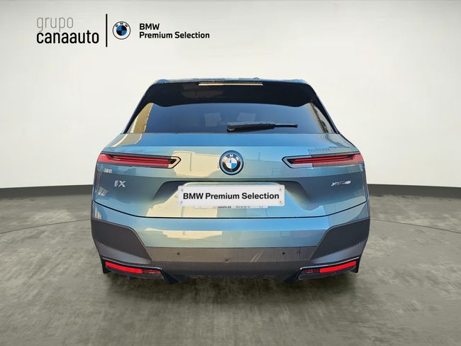BMW iX xDrive40 240 kW (326 CV)