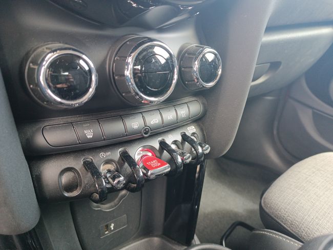 MINI Cooper 100 kW (136 CV)