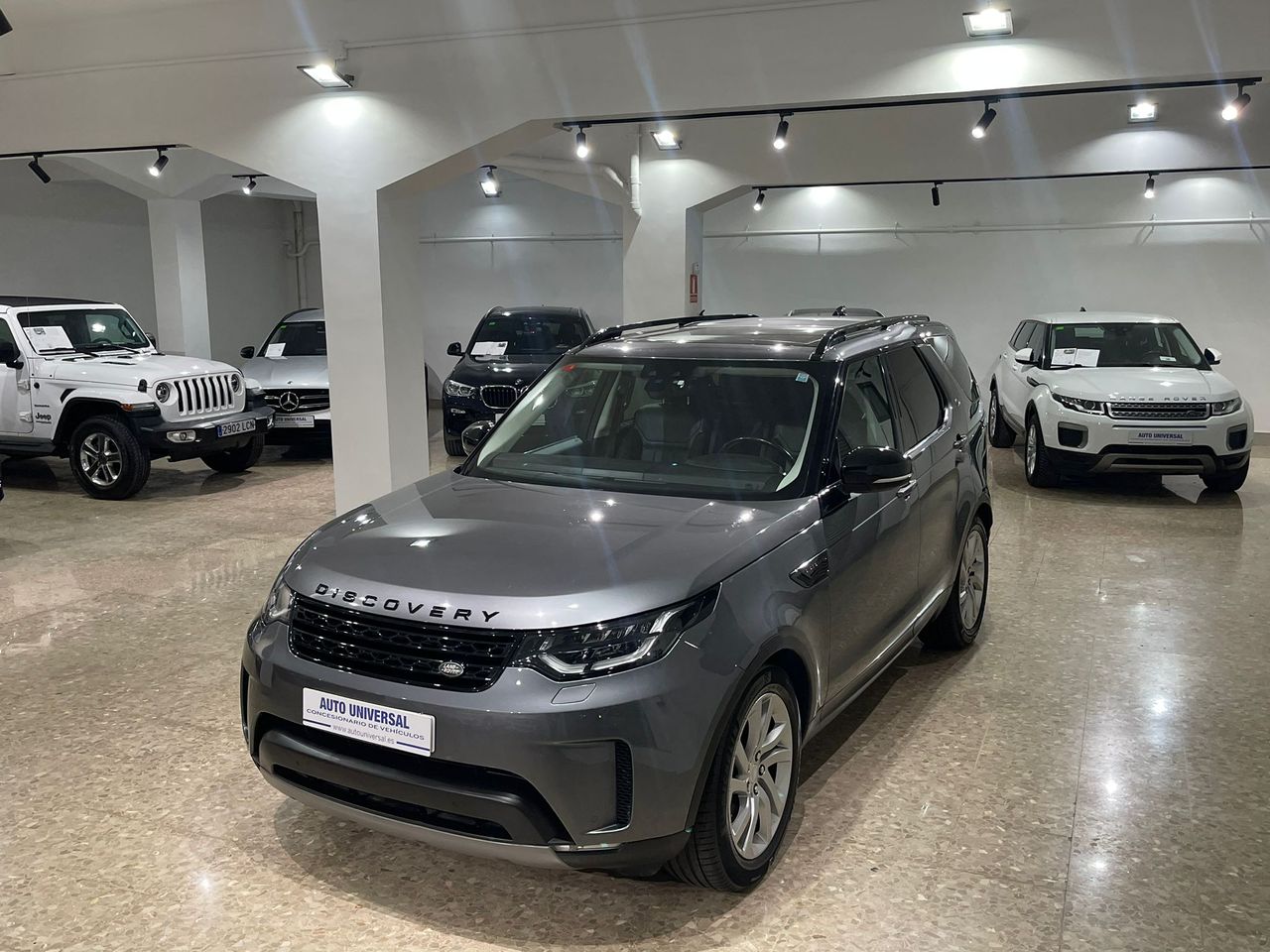 Land-Rover Discovery Discovery 3.0 TD6 190kW 258CV HSE Auto   - Foto 1