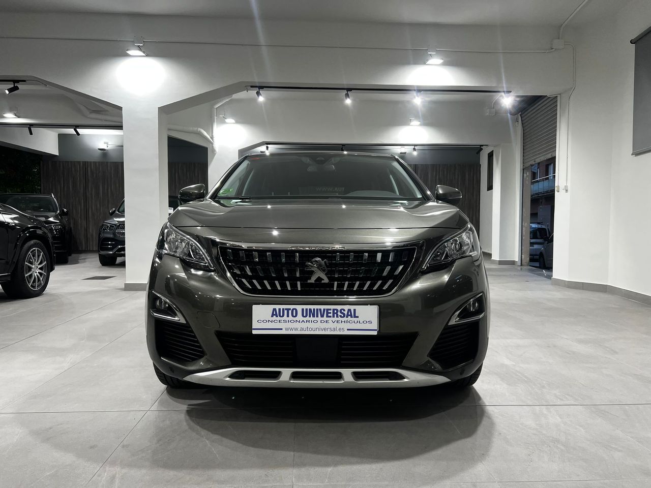 Peugeot 3008 1.2 PURETECH ALLURE EAT6   - Foto 1