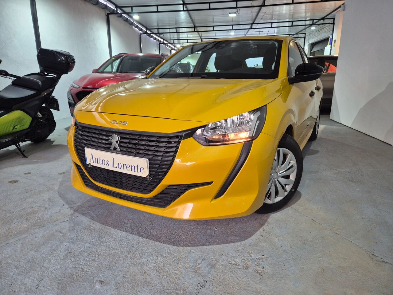 Peugeot 208 1.2I 75CV    - Foto 1