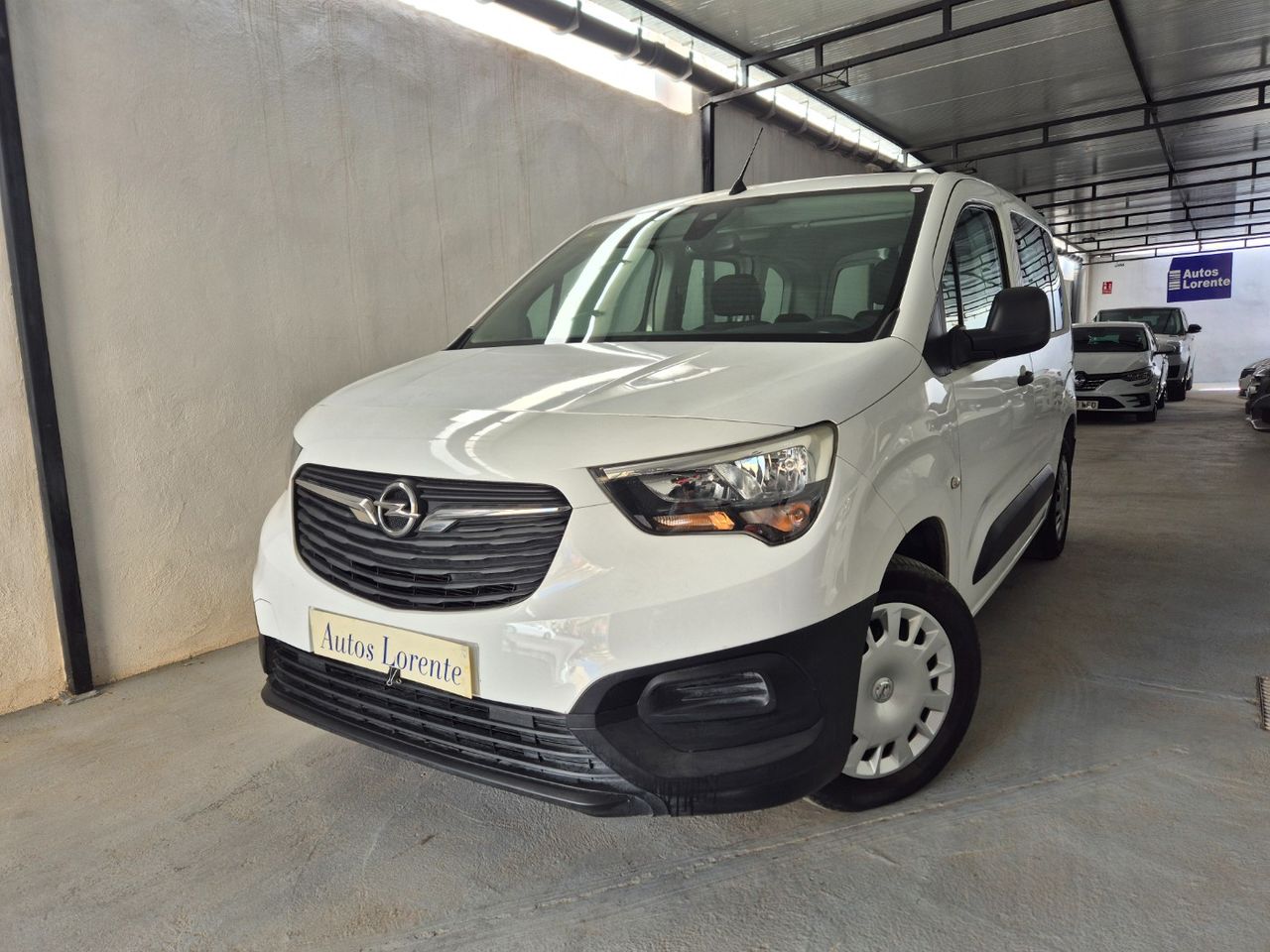 Opel Combo Cargo Combo Life Edition Plus XL 1.5 TD 96 kW (130 CV) Start/Stop  - Foto 1