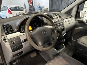 Mercedes Vito 115CDI Larga 4x4  - Foto 3