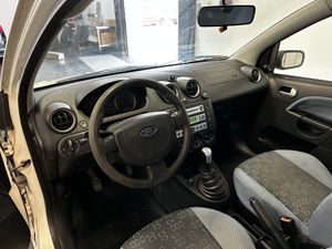 Ford Fiesta 1.4TDCI Ambiente  - Foto 3