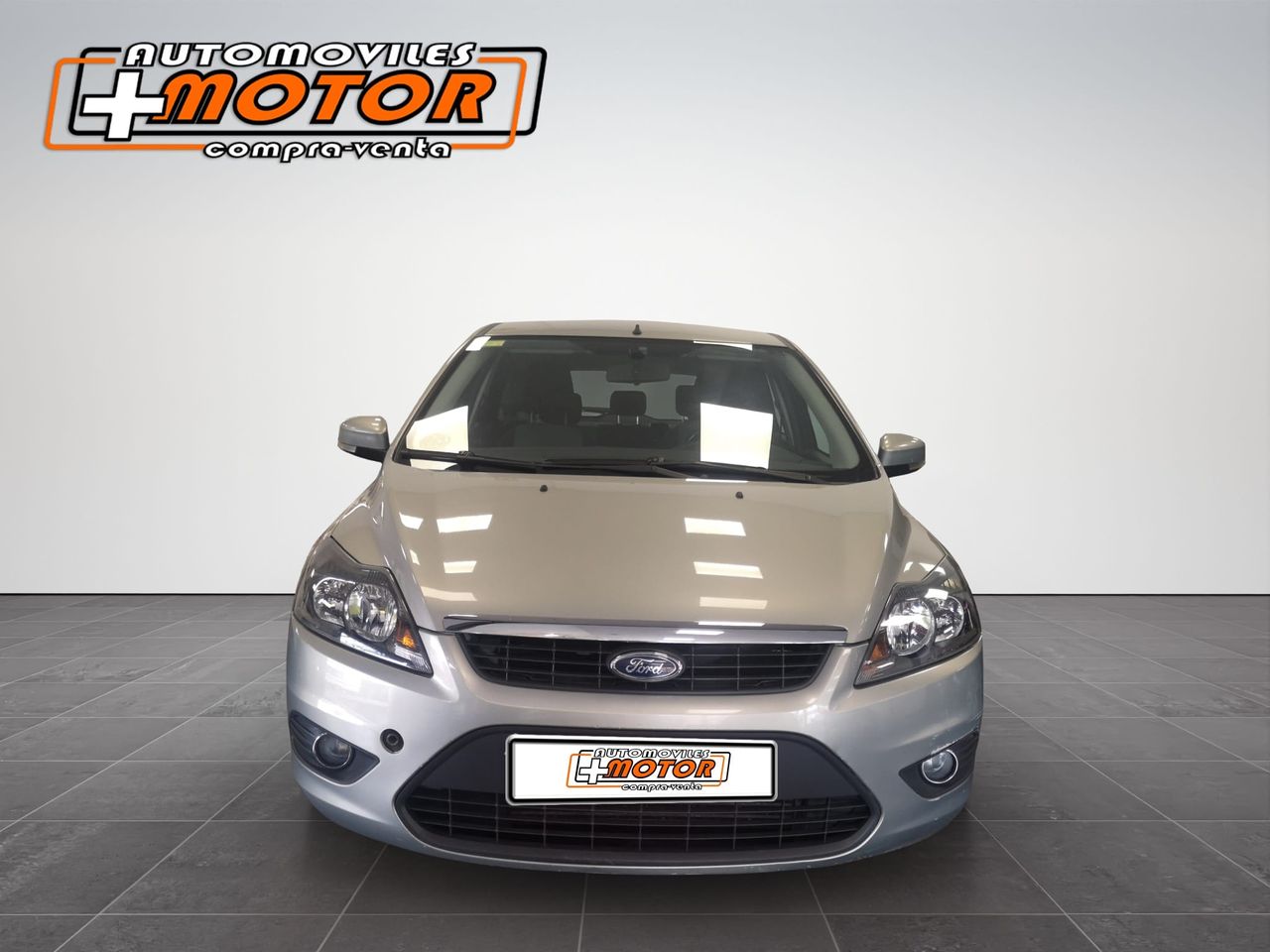 Ford Focus 1.6 TDCI TREND   - Foto 1