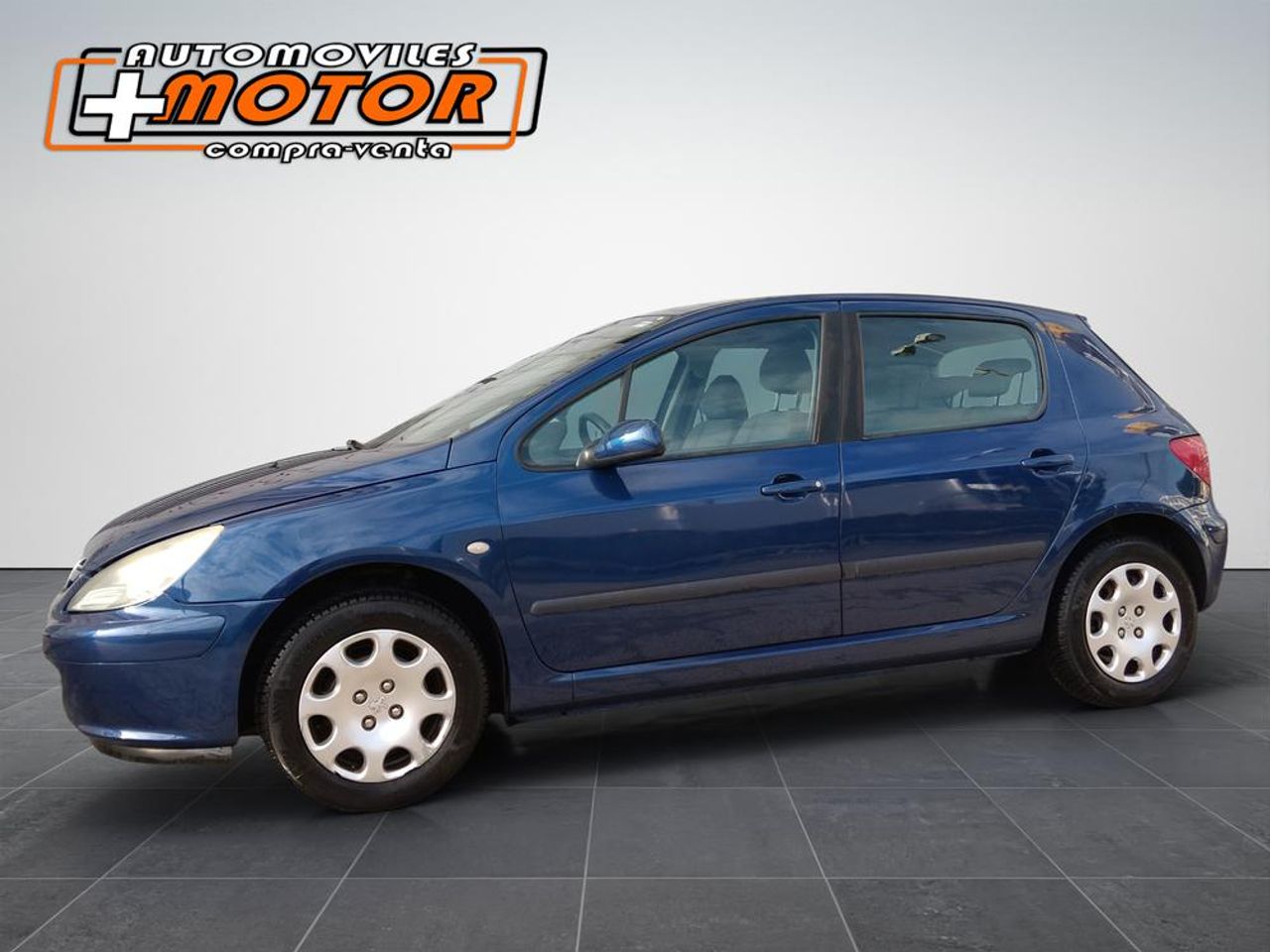 Peugeot 307 XR CLIM 1.6   - Foto 1