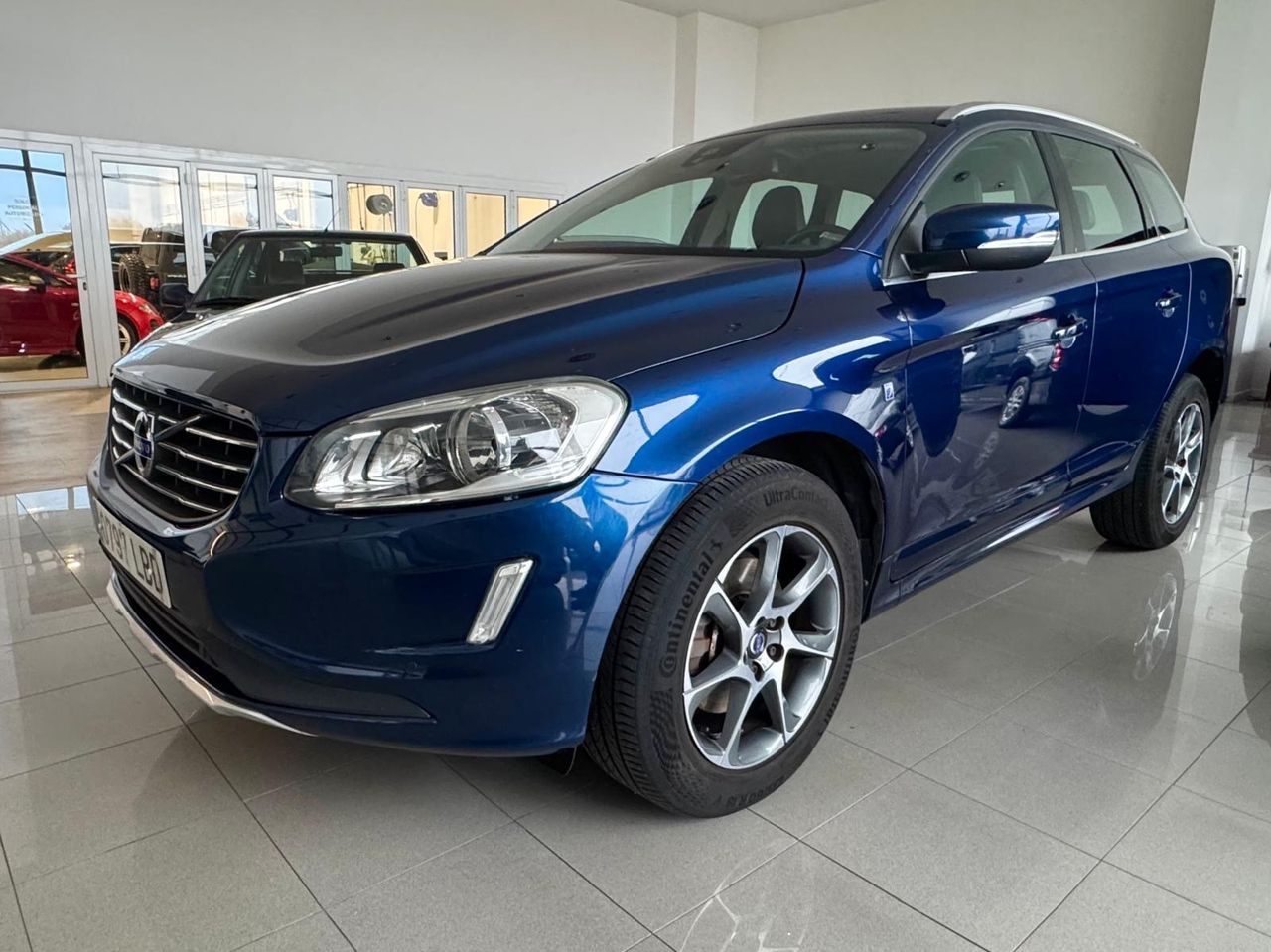 Volvo XC60 D3 Momentum  - Foto 1
