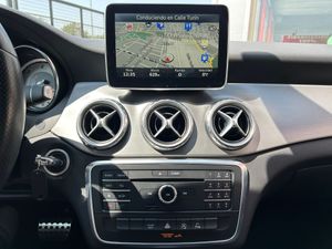 Mercedes GLA 220D AMG LINE   - Foto 20