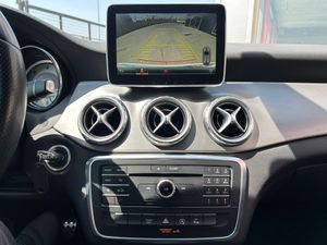 Mercedes GLA 220D AMG LINE   - Foto 21