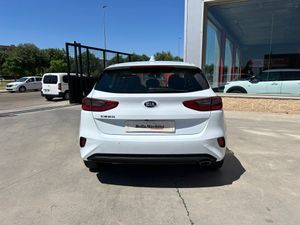 Kia Ceed 1.6 CRDi 85kW (115CV) Drive  - Foto 6