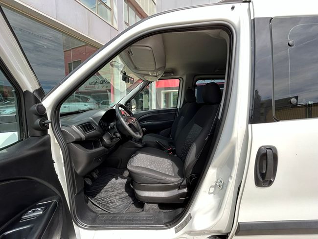 Opel Combo 1.3 CDTI 95 CV EXPRESSION   - Foto 16