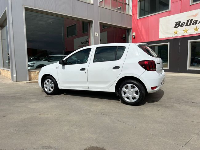 Dacia Sandero Essential 1.0 55kW (75CV)  - Foto 4