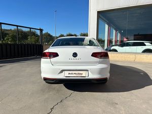 Volkswagen Passat Business 2.0 TDI 110kW (150CV)  - Foto 8