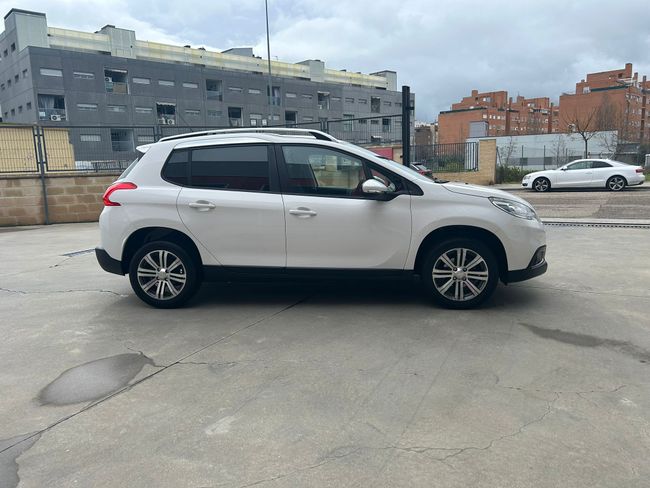 Peugeot 2008 Active 1.2 PureTech 82 ETG5 S&S  - Foto 4