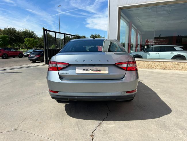 Skoda Superb 2.0 TDI 110kW (150CV) Ambition  - Foto 8