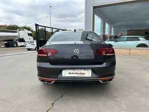 Volkswagen Passat R-Line 2.0 TDI 140kW (190CV) DSG  - Foto 6