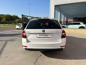 Skoda Octavia Combi 2.0 TDI CR 110KW (150) Ambition  - Foto 8