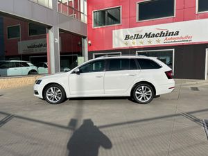 Skoda Octavia Combi 2.0 TDI CR 110KW (150) Ambition  - Foto 4