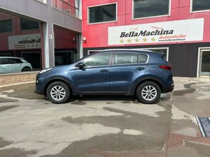 Kia Sportage 1.6 MHEV Business 85kW (115CV) 4x2  - Foto 8