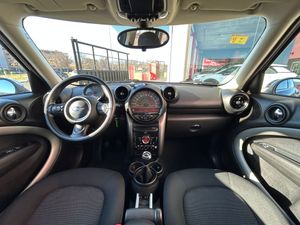 MINI Countryman Cooper D ALL4  - Foto 14