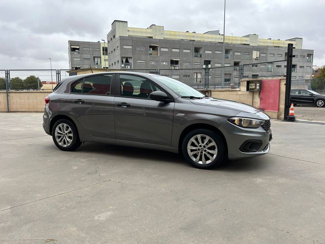 Fiat Tipo 1.6 Lounge 88kW (120CV) diesel Mjet 5p.  - Foto 4