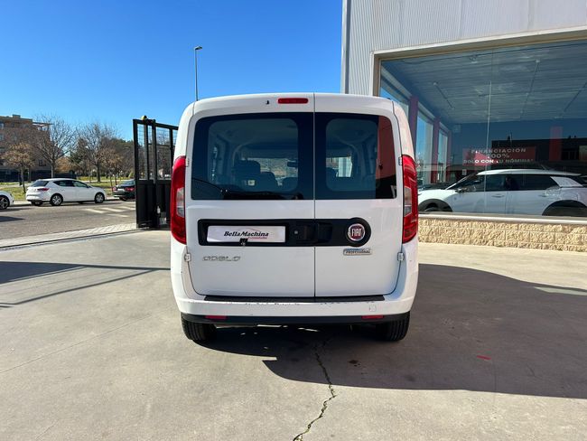 Fiat Doblò Panorama COMBI 5 PLAZAS   - Foto 8