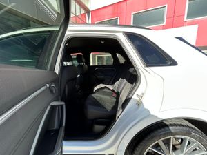 Audi Q3 45 TFSI 169kW S tronic Quattr Black Line  - Foto 13