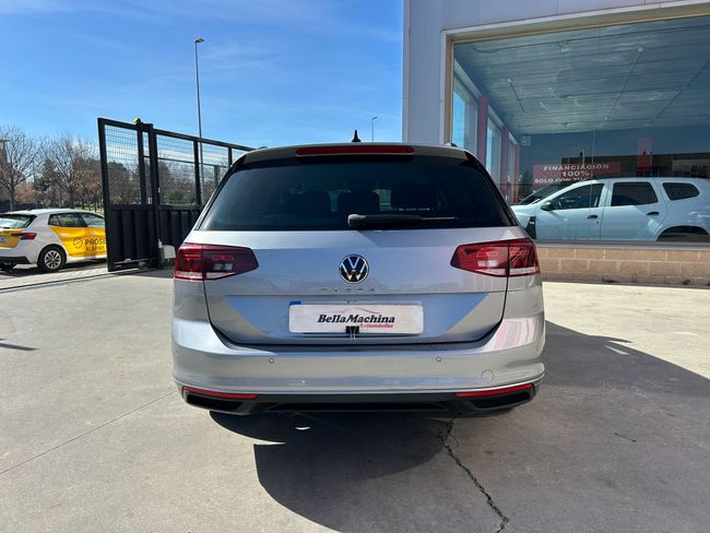 Volkswagen Passat Variant Executive 2.0 TDI 110kW DSG  - Foto 6