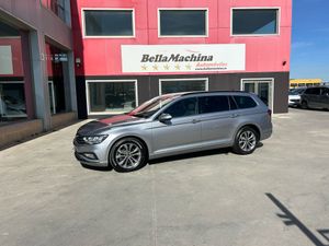 Volkswagen Passat Variant Executive 2.0 TDI 110kW DSG  - Foto 12