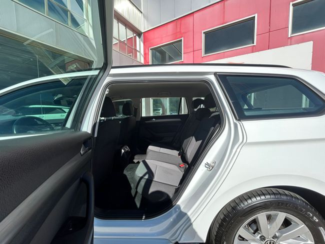 Volkswagen Passat Variant Business 2.0 TDI 110kW  - Foto 11