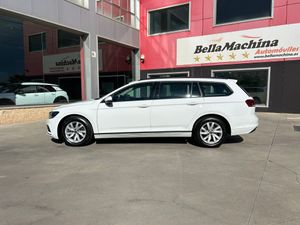 Volkswagen Passat Variant Business 2.0 TDI 110kW  - Foto 7