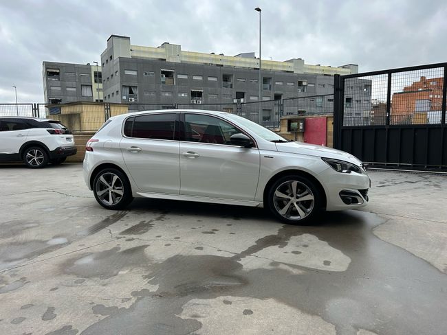 Peugeot 308 5p GT Line 1.2 PureTech 130 S&S  - Foto 6